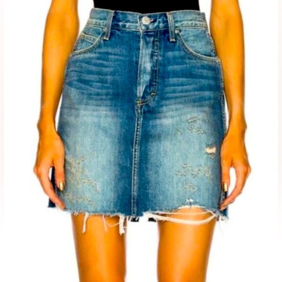 NWOT AMO 'Gemma' Denim Jean Mini Skirt - Size 28 - Picture 1 of 3